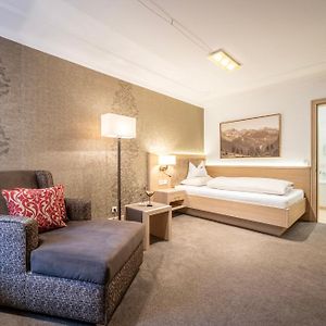 Superior Zimmer mit Kingsize-Bett